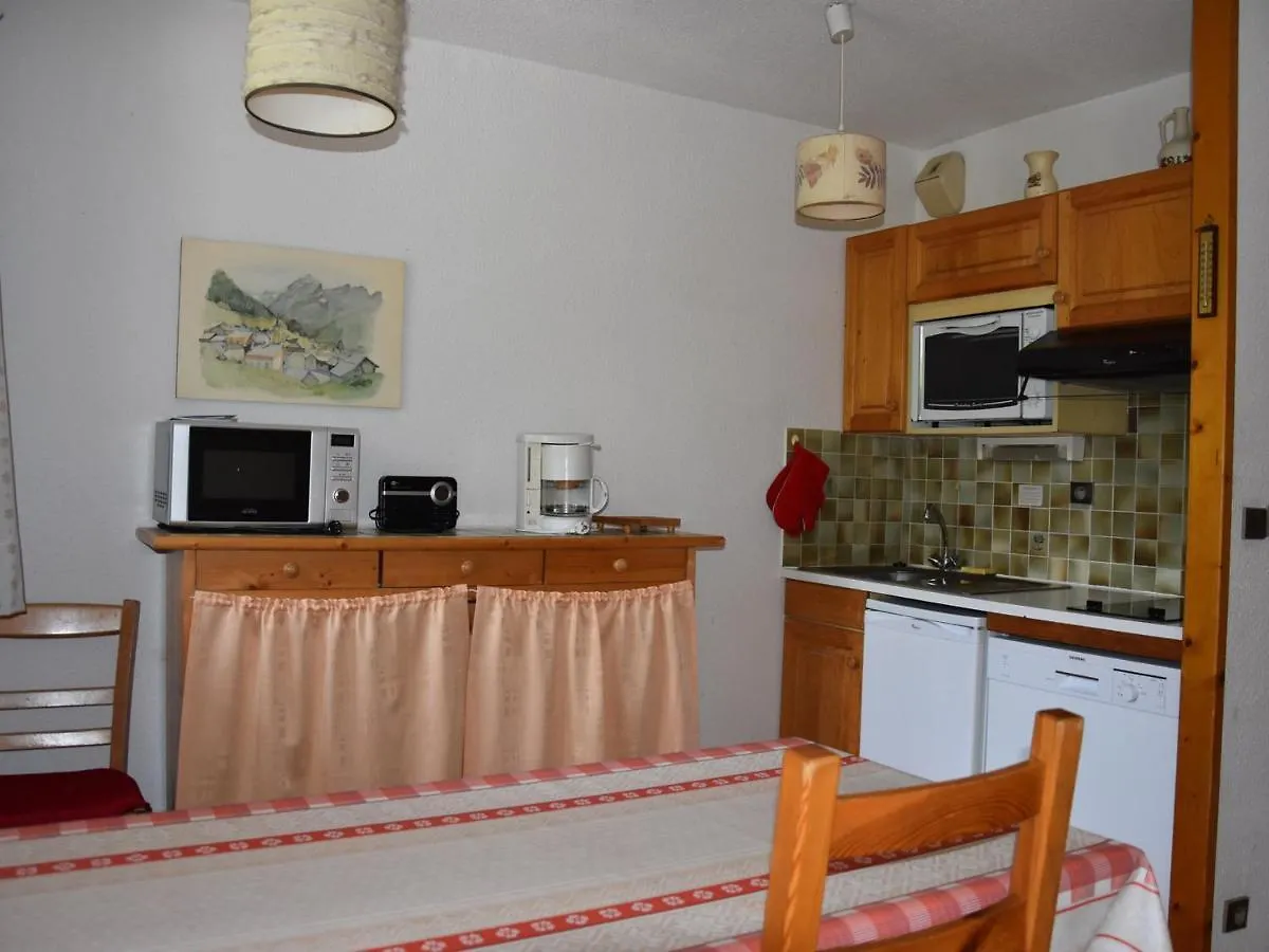 Apartment Soleil, Balcon Et Confort Au Centre De Pralognan - 2 Chambres Pour 4 Personnes - Fr-1-464-112